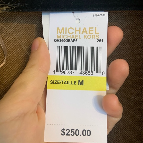 ⚠️SOLD⚠️ Michael Kors Cardigan with Faux Fur Neckline - Picture 8 of 8